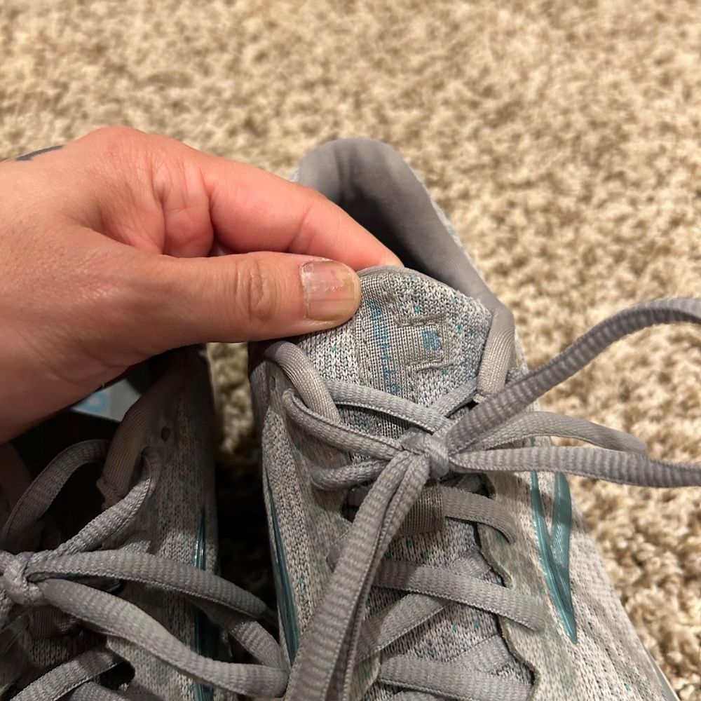 Brooks Women’s Running Shoes Size 7 - Picture 12 of 12